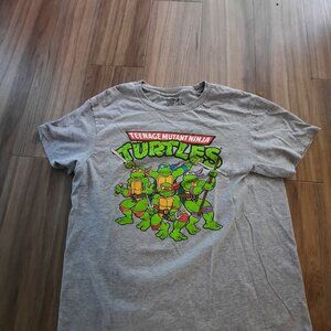 Teenage Mutant Ninja Turtles Gray T-Shirt; Size M=Free Shipping!